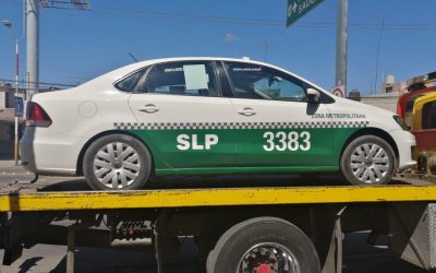 SANCIONA SCT A OPERADOR DE TAXI POR ATROPELLAR A UN CANINO.