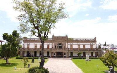 “ARTISTAS, MUJERES PRESENTES A LO LARGO DE 50 AÑOS” EN LA TARDE DE CAFÉ DEL MUSEO FRANCISCO COSSÍO.