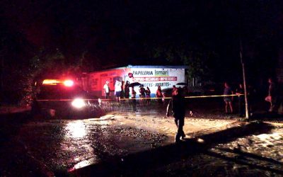 POLICÍAS ESTATALES AUXILIAN A HABITANTES DE LA HUASTECA AFECTADOS POR LAS RECIENTES LLUVIAS