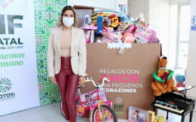 COLABORADORES DEL DIF ESTATAL SE SUMAN A LA CAMPAÑA “REGALOS CON AMOR”