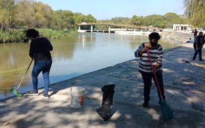 LIMPIEZA AL RÍO VALLES Y SU RIBERA REALIZÓ CULTURA MUNICIPAL