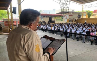 ANUNCIA ALCALDE CONSTRUCCIÓN DE GALERA EN LA SECUNDARIA NÚMERO 2