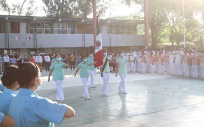 REALIZÓ AYUNTAMIENTO HONORES A LOS SÍMBOLOS PATRIOS EN EL CONALEP 044