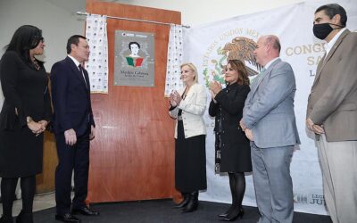 DEVELA EL PODER LEGISLATIVO LA PLACA DEL INSTITUTO DE INVESTIGACIONES LEGISLATIVAS QUE AHORA SE LLAMARÁ “DIPUTADA MATILDE CABRERA IPIÑA” EN HONOR A LA PRIMERA LEGISLADORA POTOSINA