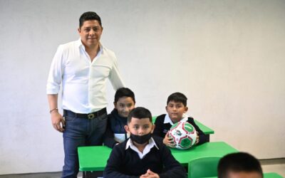 RICARDO GALLARDO ENTREGA AULAS EN CIUDAD DEL MAÍZ