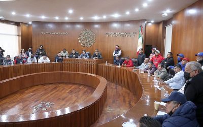 INTEGRANTES DE LA COMISIÓN DE COMUNICACIONES Y TRANSPORTES SOSTUVIERON REUNIÓN DE TRABAJO CON TAXISTAS