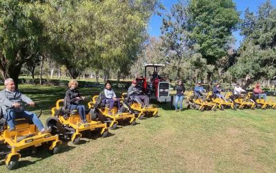 ENTREGA GOBIERNO DEL CAMBIO A PARQUE TANGAMANGA II MAQUINARIA DE MANTENIMIENTO