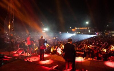 EL ROMANTICISMO DEL CONJUNTO PRIMAVERA SE APODERÓ DE LA FERIA NACIONAL DE LA ENCHILADA QUE REGISTRÓ SU CUARTO LLENO CONSECUTIVO