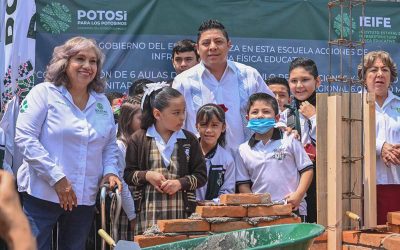 DESPEGA INFRAESTRUCTURA EDUCATIVA CON GALLARDO CARDONA