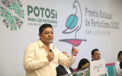 RICARDO GALLARDO ANUNCIA REFORMA INTEGRAL A PREMIO DE PERIODISMO