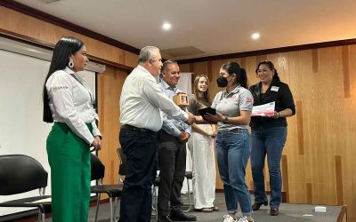 GOBIERNO ESTATAL RECONOCE A DONANTES VOLUNTARIOS DE SANGRE