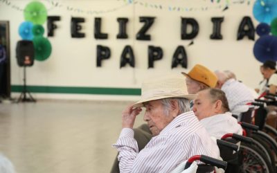 GOBIERNO ESTATAL CELEBRA DÍA DEL PADRE EN INSTITUTO GERIÁTRICO