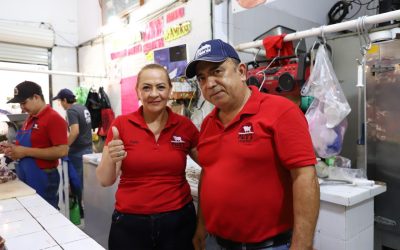 COMERCIANTES AGRADECEN A RICARDO GALLARDO POR NUEVO MERCADO DE XILITLA