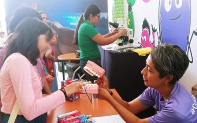 SALUD BRINDA APOYO CON INFORMACIÓN Y SERVICIOS EN LA FENAPO 2023