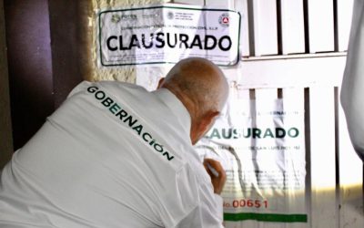 GOBIERNO ESTATAL CLAUSURA DOS ESTABLECIMIENTOS EN LA FENAPO 2023