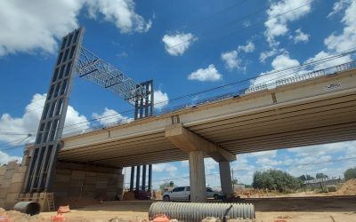 PUENTE DE CARRETERA A RIOVERDE CON AVANCE DE MÁS DE 70 POR CIENTO