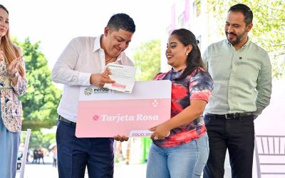 RICARDO GALLARDO ENTREGA CLÍNICA ROSA EN EL BARRIO DE TLAXCALA