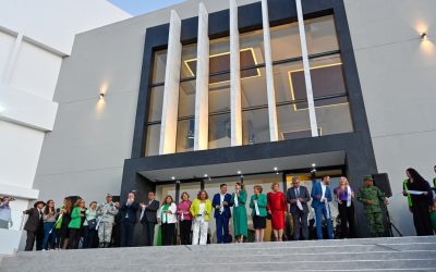 RICARDO GALLARDO INAUGURA NUEVO TEATRO SOLEDENSE