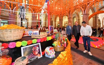 RICARDO GALLARDO INAUGURA ALTAR MONUMENTAL EN PALACIO DE GOBIERNO