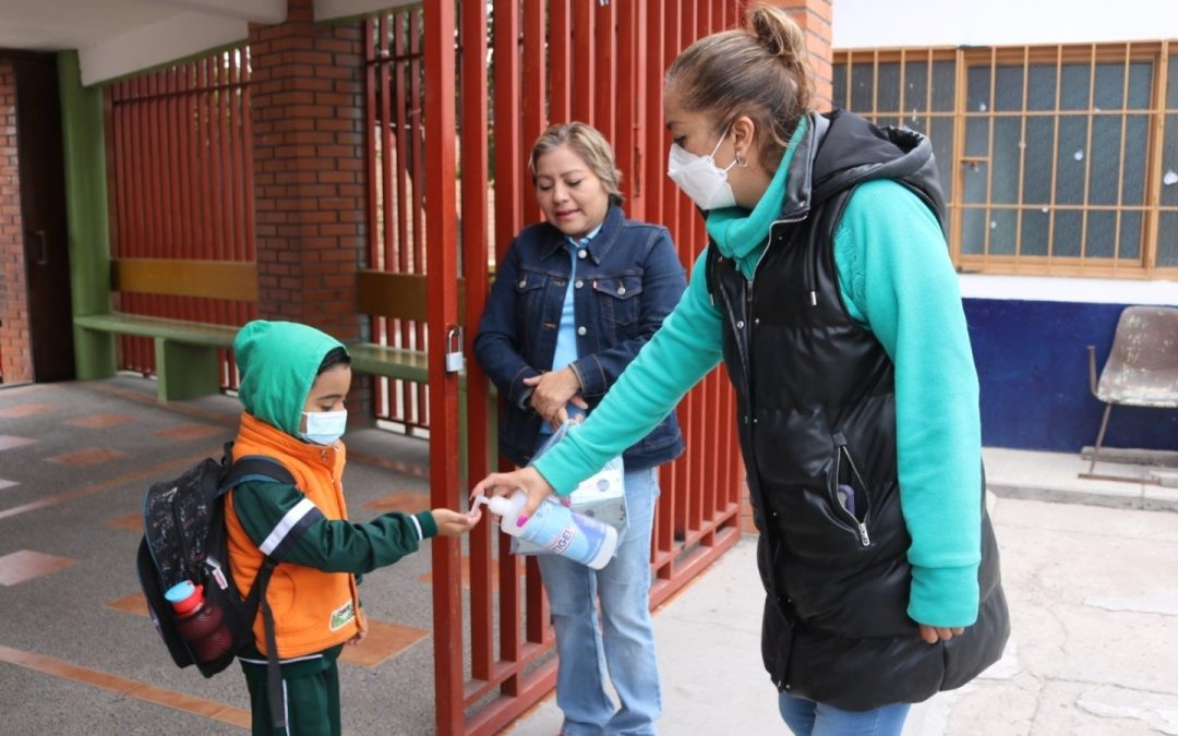 POR FRÍO, GOBIERNO FORTALECE MEDIDAS EN ESCUELAS