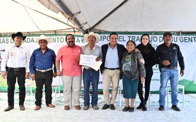 PRODUCTORES DEL CAMPO EN EL ALTIPLANO RECIBEN APOYO