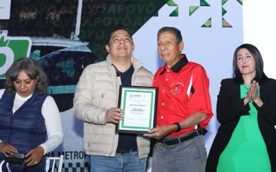 RICARDO GALLARDO RECONOCE LABOR DE TAXISTAS POTOSINOS