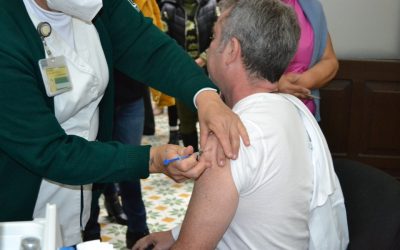 PERSONAL DE GOBIERNO RECIBE VACUNA CONTRA LA INFLUENZA