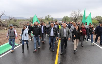 HABITANTES DE VILLA DE REYES AGRADECEN A GALLARDO POR NUEVO CAMINO