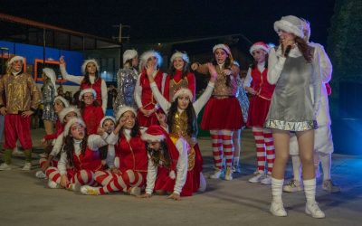 FAMILIAS DISFRUTAN DE FESTIVAL NAVIDEÑO EN LA FENAPO