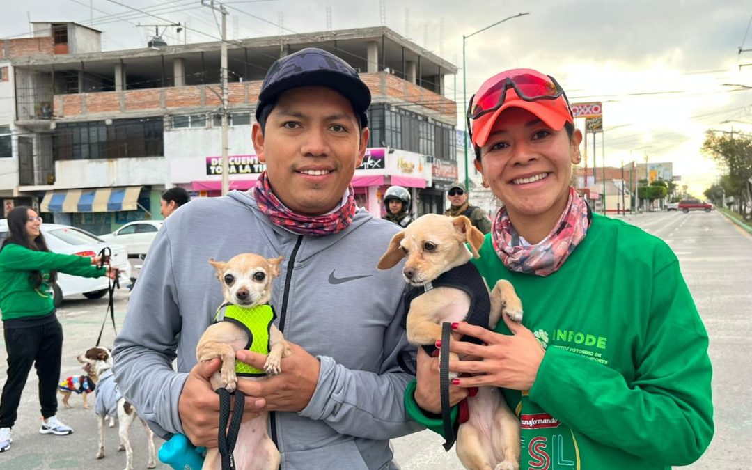 UN ÉXITO PRIMER FESTIVAL CANINO NAVIDEÑO