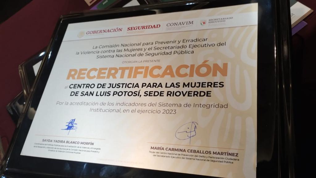 CENTRO DE JUSTICIA PARA LAS MUJERES OBTIENE RECERTIFICACIÓN NACIONAL