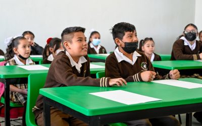 GRACIAS A RICARDO GALLARDO NIÑAS Y NIÑOS ACCEDEN A UNA MEJOR EDUCACIÓN