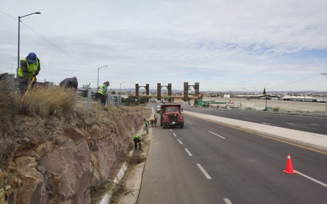 GOBIERNO REALIZA CONSERVACIÓN DEL TRAMO CONCLUIDO DE LA VÍA ALTERNA