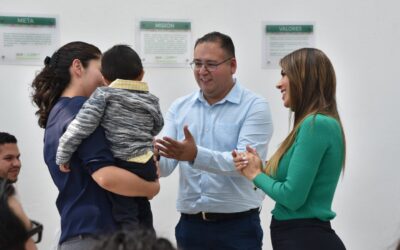 RECONOCEN FAMILIAS MEJORA EN PROCESOS DE ADOPCIÓN DEL DIF ESTATAL