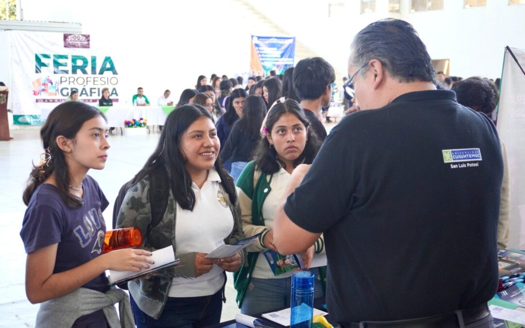 MÁS APOYO A JÓVENES CON FERIA PROFESIOGRÁFICA EN TAMAZUNCHALE