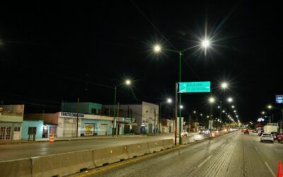 GOBIERNO ENTREGA ALUMBRADO EN BULEVAR VALLE DE LOS FANTASMAS