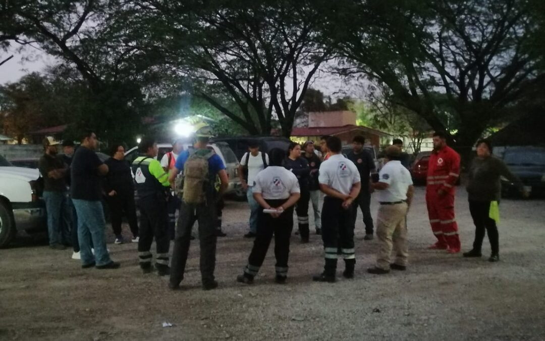 CONTINÚA EL COMBATE A LOS INCENDIOS FORESTALES EN LOS EJIDOS ZARAGOZA Y CASAS VIEJAS