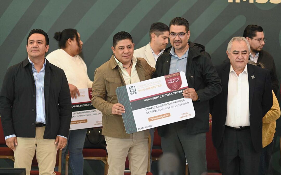 RICARDO GALLARDO ENTREGA TARJETAS DE IMSS-BIENESTAR PARA ATENCIÓN MÉDICA