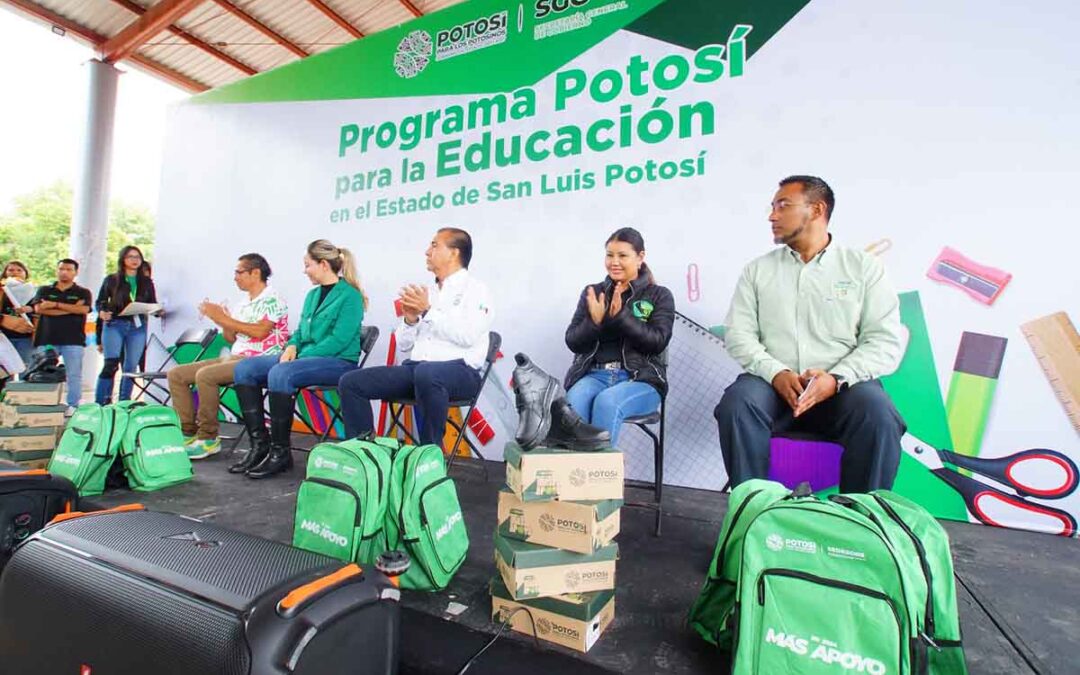 CON APOYOS ESCOLARES, GOBIERNO ESTATAL REDUCE ABANDONO ESCOLAR