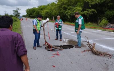 EL ESTADO ATIENDE CAMINOS AFECTADOS POR LLUVIAS EN LA HUASTECA