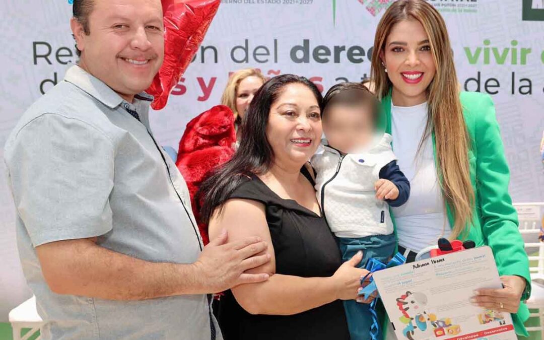 DIF ESTATAL CONCRETA MÁS APOYO A FAMILIAS CON ADOPCIONES